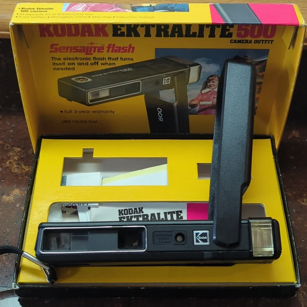Vintage Kodak Ektralite 500 Camera Outfit